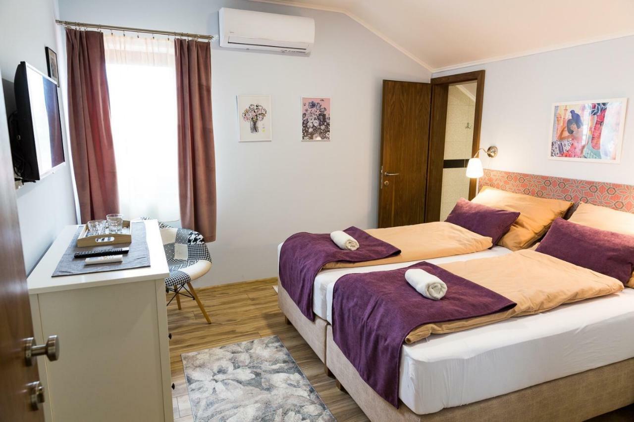 Solegutta Bed and Breakfast Kolárovo Buitenkant foto