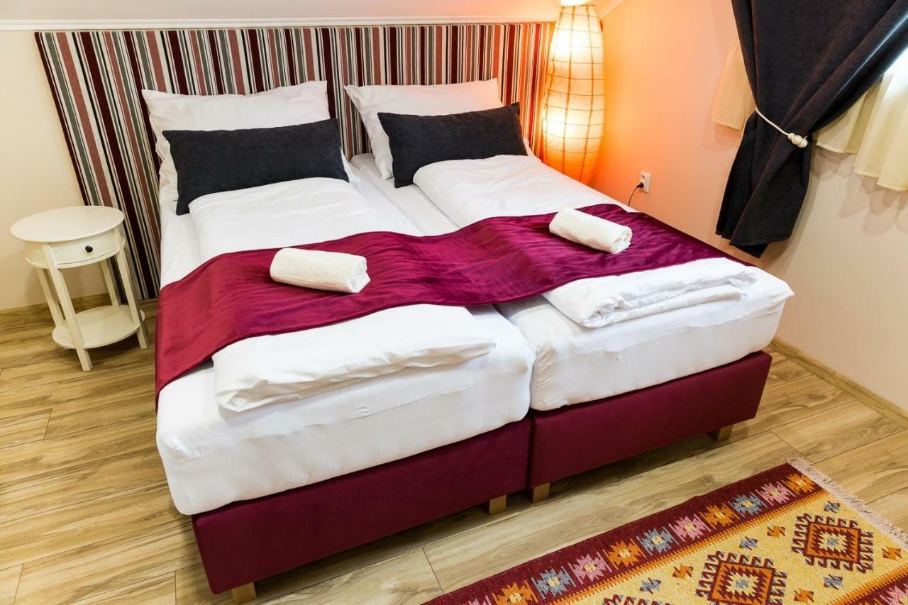Solegutta Bed and Breakfast Kolárovo Buitenkant foto