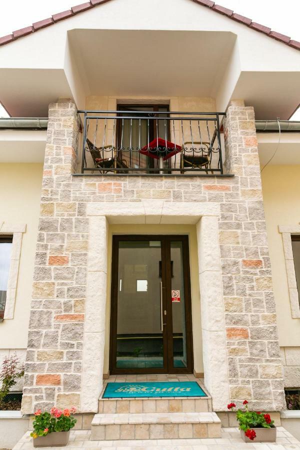 Solegutta Bed and Breakfast Kolárovo Buitenkant foto